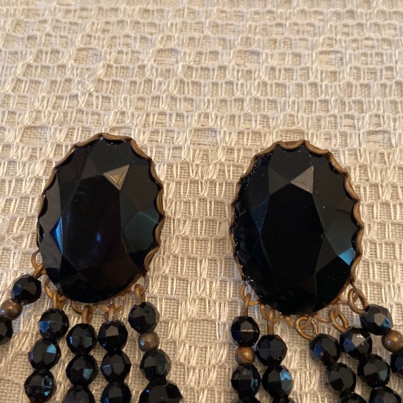 Vintage Clip-on earrings - Picture 3 of 3